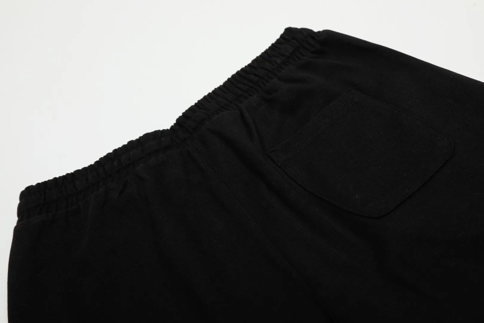 P146 💰 "Top Quality" Style Number: D910# [Ralph Lauren Paul Small Label War Horse Basic Women's Shorts] ✅Slim and sexy slim-fitting model for hot girls, six-color colorful hair ✅Summer fresh, classic and versatile drawstring basic classic shorts ✅Lazy style must-have item, small fresh feeling on the upper body ✅Air cotton is soft, comfortable and breathable, retro and textured ✅Specialized for platform live broadcast, wholesale entity, summer running volume ✅Simple and easy to match, light American style, super great ✅Standard for summer, small and sexy is YYDS, a must for petite girls Size: S-L #Elastic waistline can be stretched Color: Black White Gray Pink Apricot Green